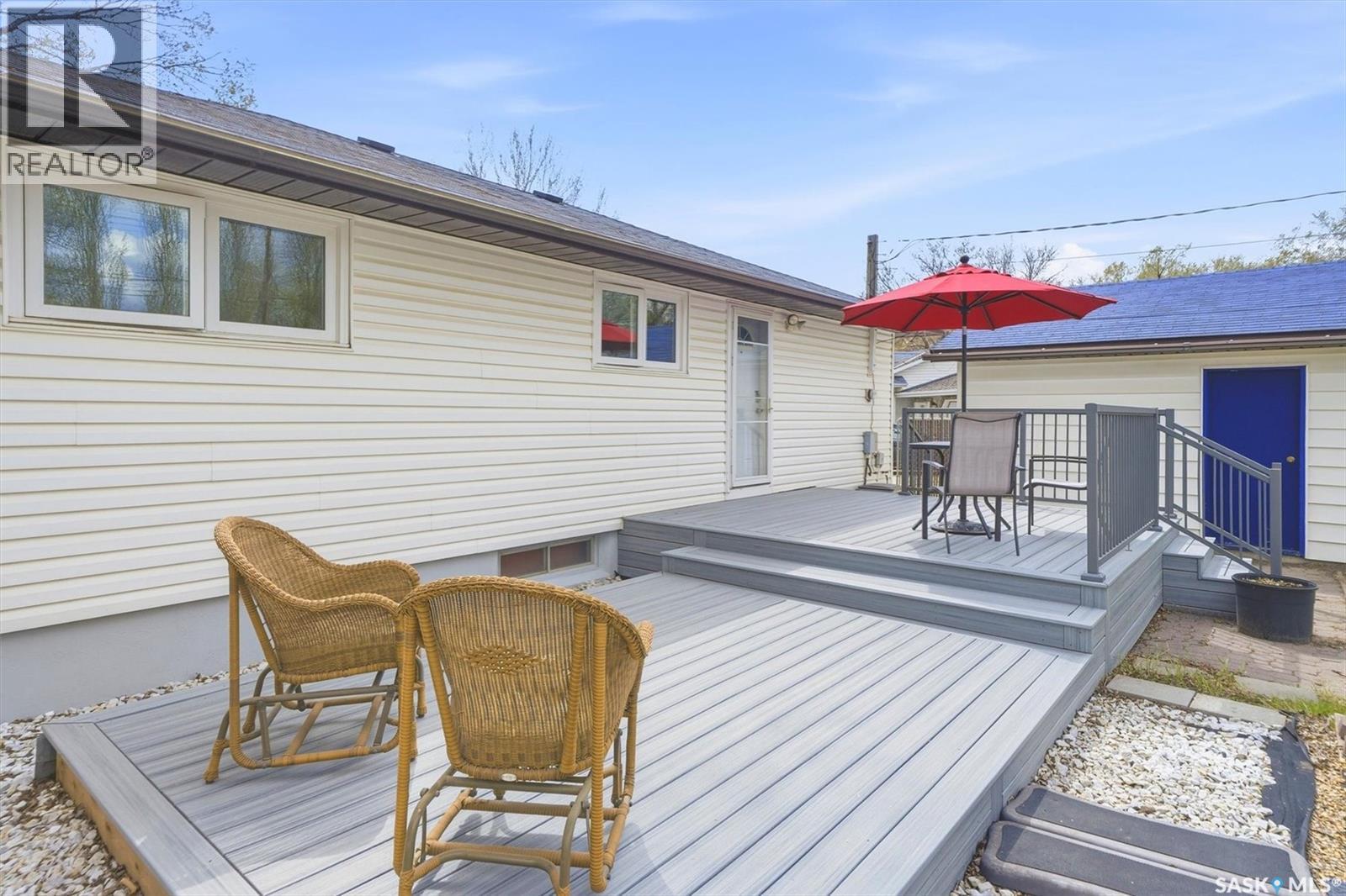 2922 21St Street W, Saskatoon, SK - Outdoor With Deck Patio Veranda With Exterior