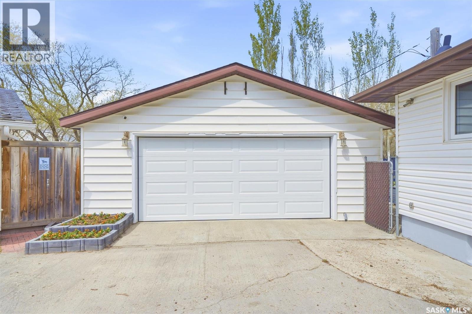 2922 21St Street W, Saskatoon, SK - Outdoor With Exterior