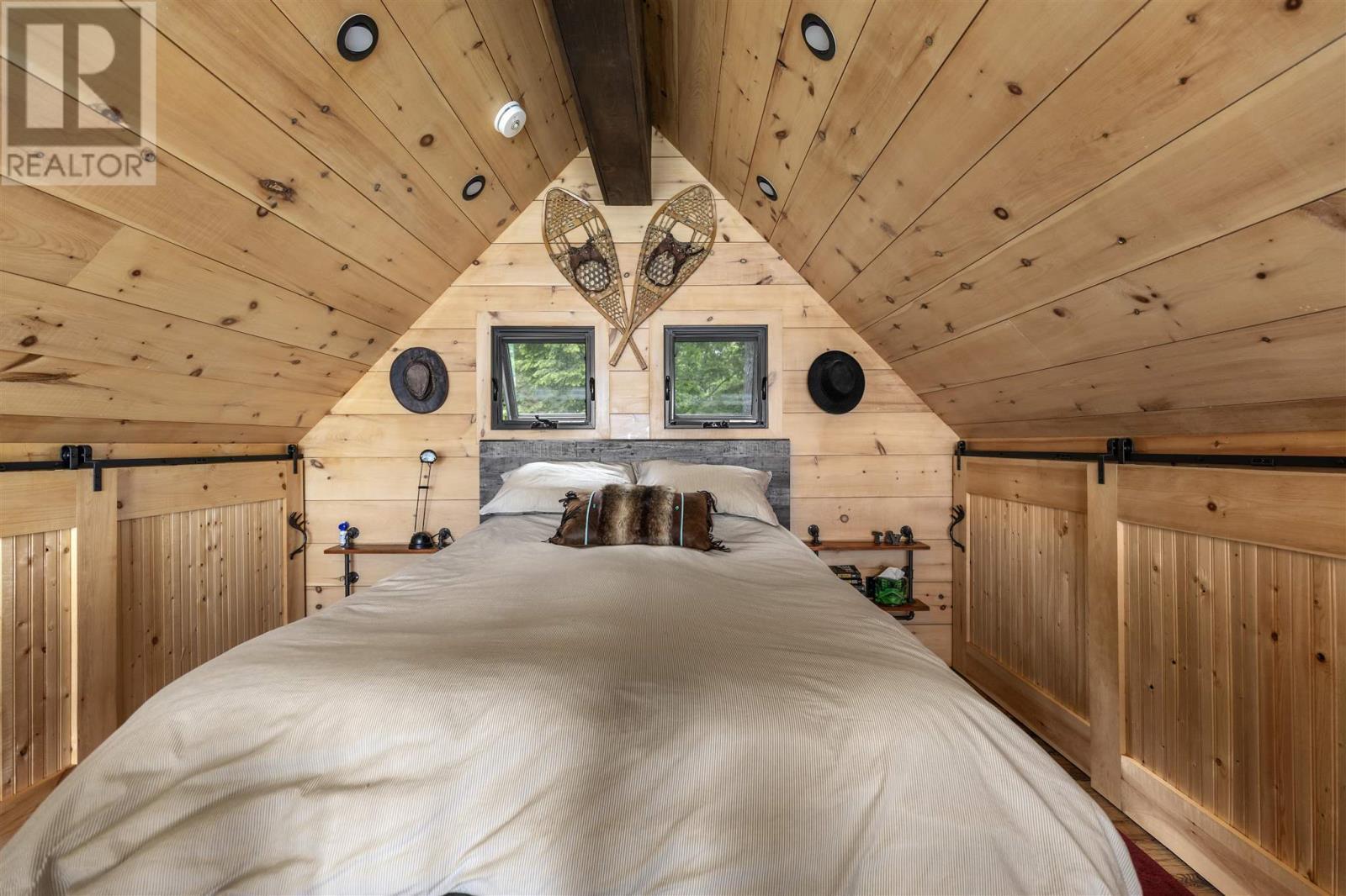 188 Cottage Rd, Echo Bay, ON - Indoor Photo Showing Bedroom