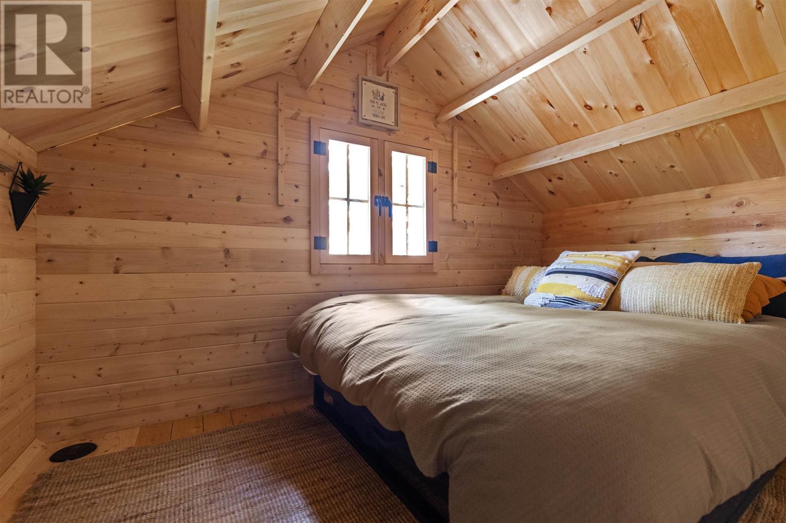 188 Cottage Rd, Echo Bay, ON - Indoor Photo Showing Bedroom