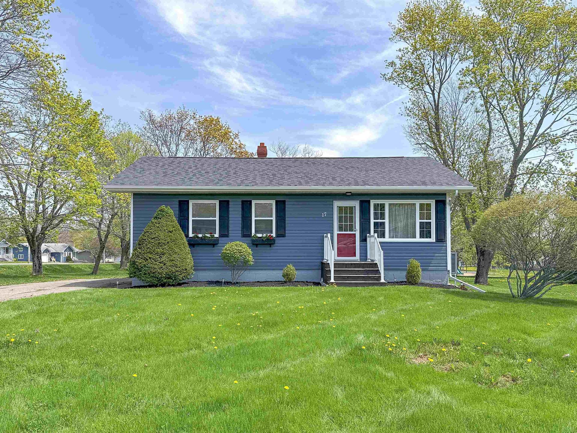 17 Poplar Avenue, Charlottetown, PE