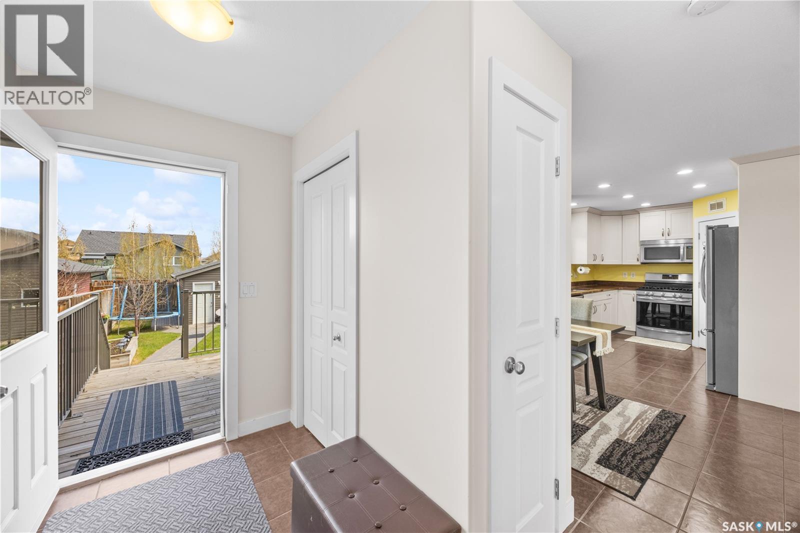 806 Stonebridge Common, Saskatoon, SK - Indoor