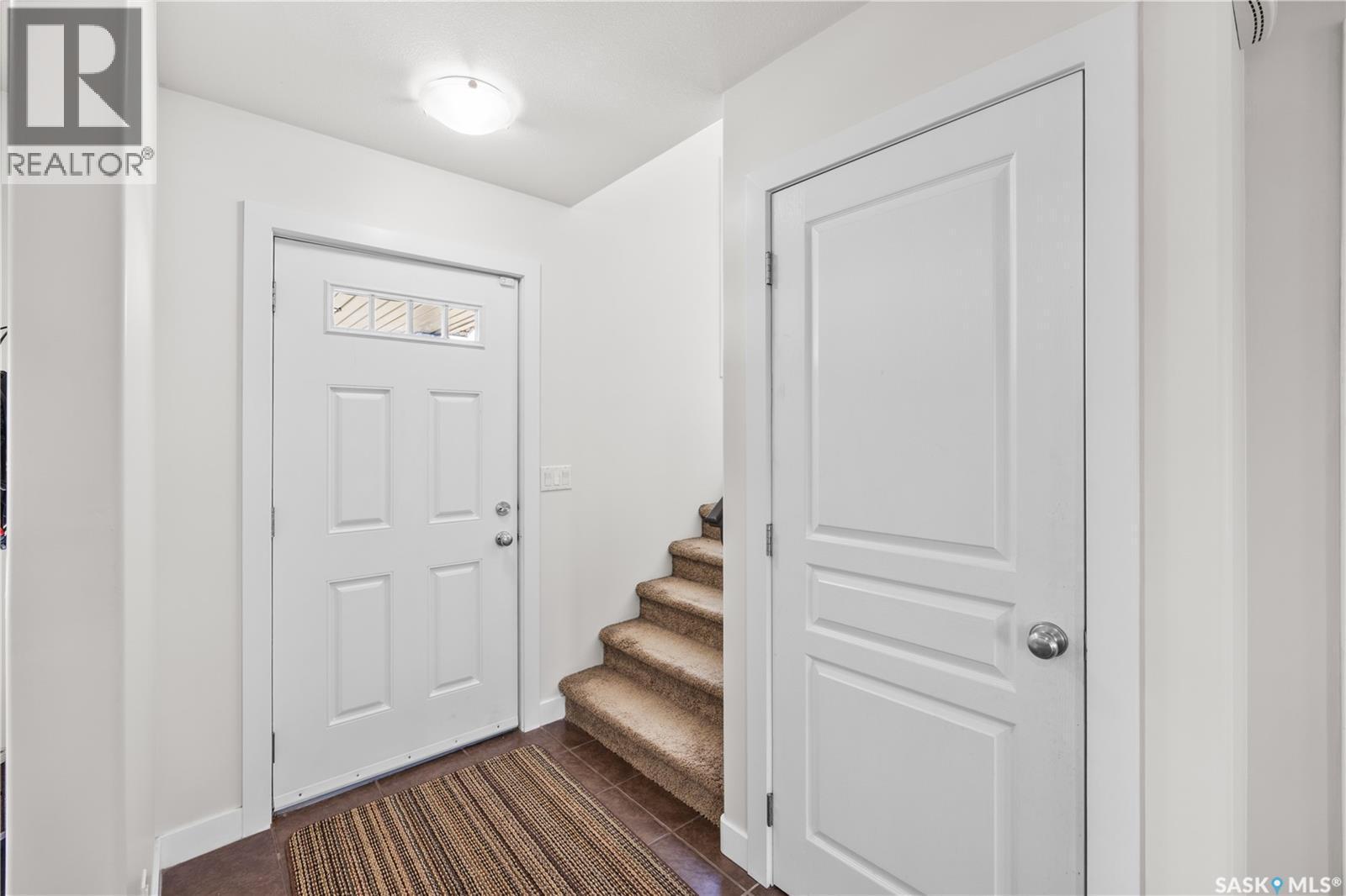 806 Stonebridge Common, Saskatoon, SK - Indoor Photo Showing Other Room