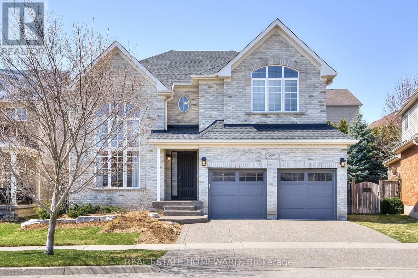 225 Ridgemere Court, Kitchener, ON - Outdoor With Facade