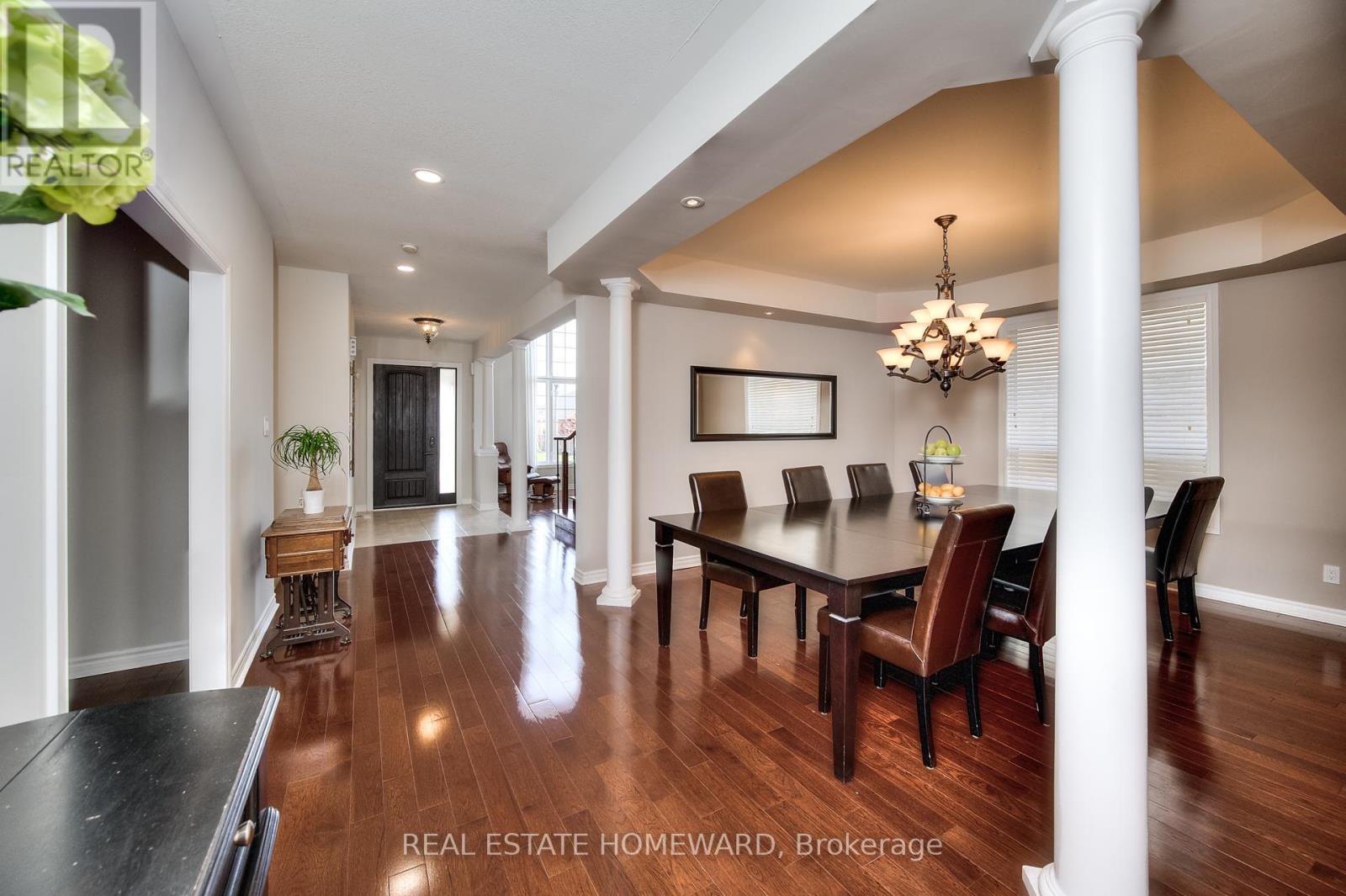 225 Ridgemere Court, Kitchener, ON - Indoor Photo Showing Dining Room