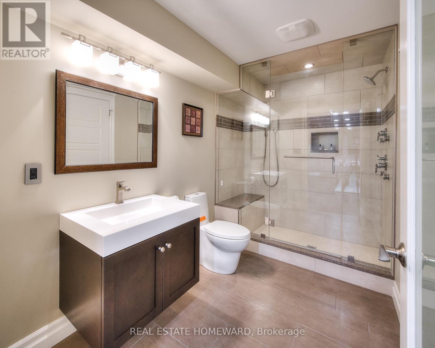 225 Ridgemere Court, Kitchener, ON - Indoor Photo Showing Bathroom
