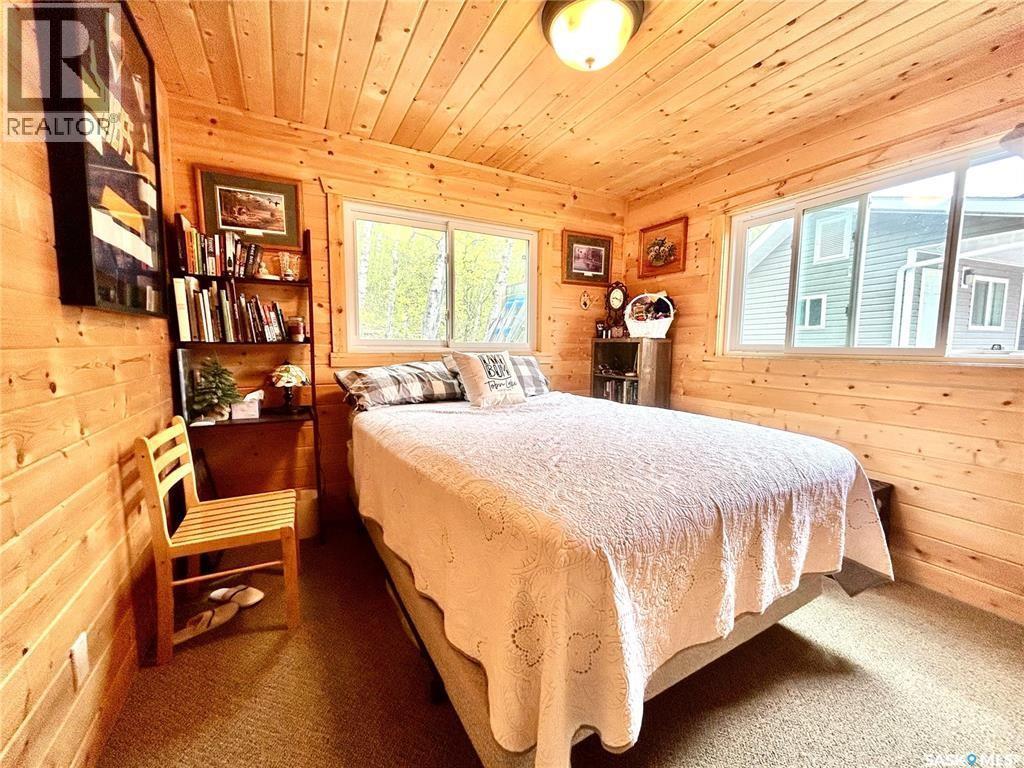 10 Hillview Drive, Tobin Lake, SK - Indoor Photo Showing Bedroom