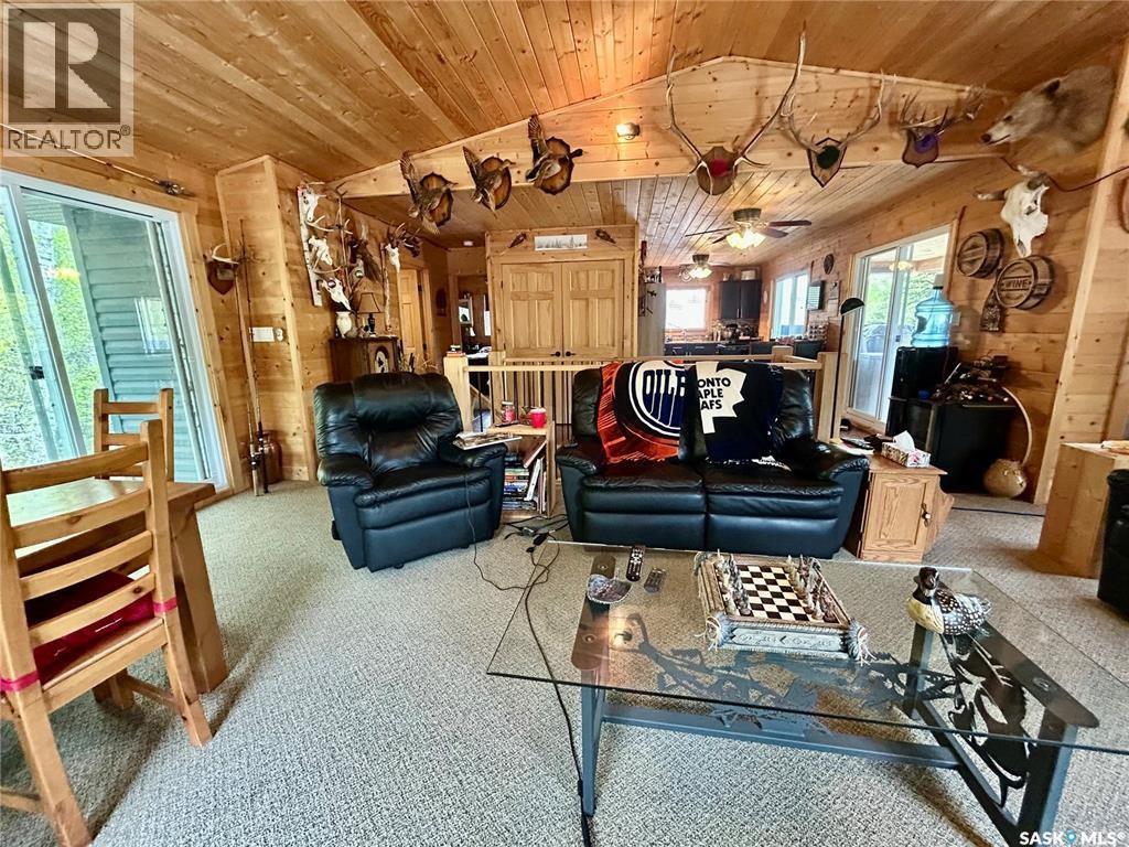 10 Hillview Drive, Tobin Lake, SK - Indoor
