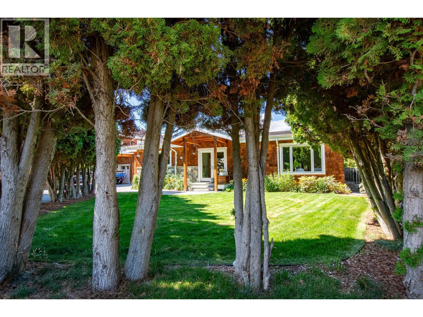 138 Devon Drive, Okanagan Falls, BC - Outdoor
