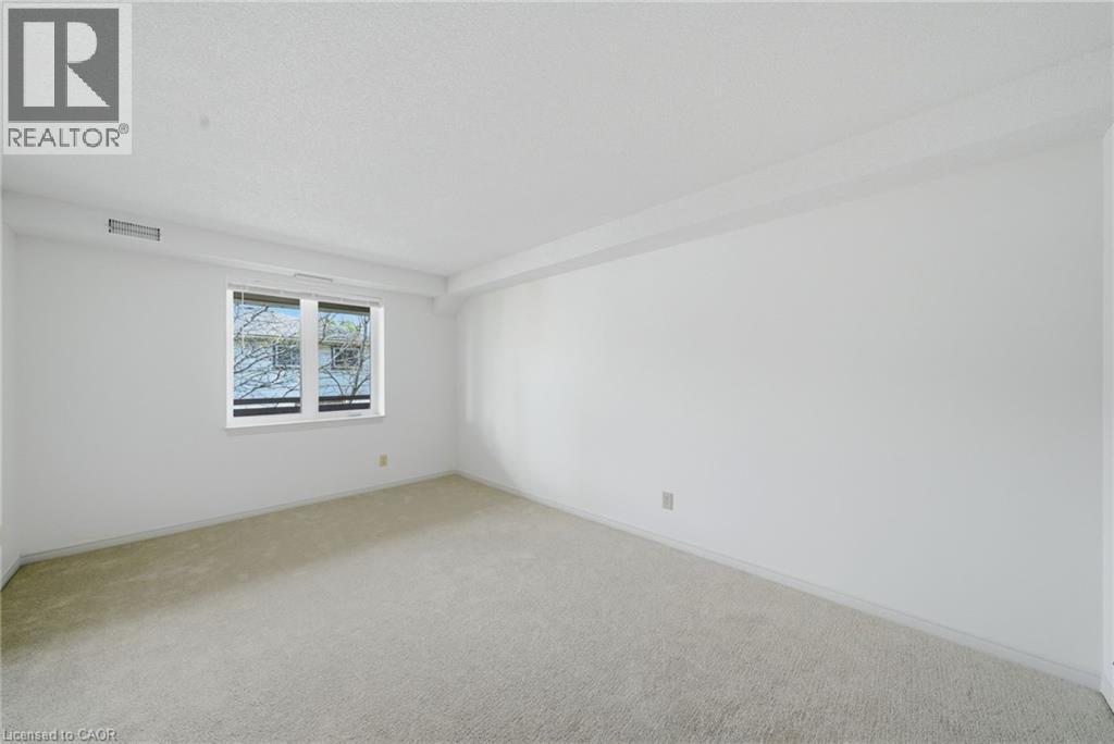 416 Limeridge Road E Unit# 303, Hamilton, ON - Indoor Photo Showing Other Room