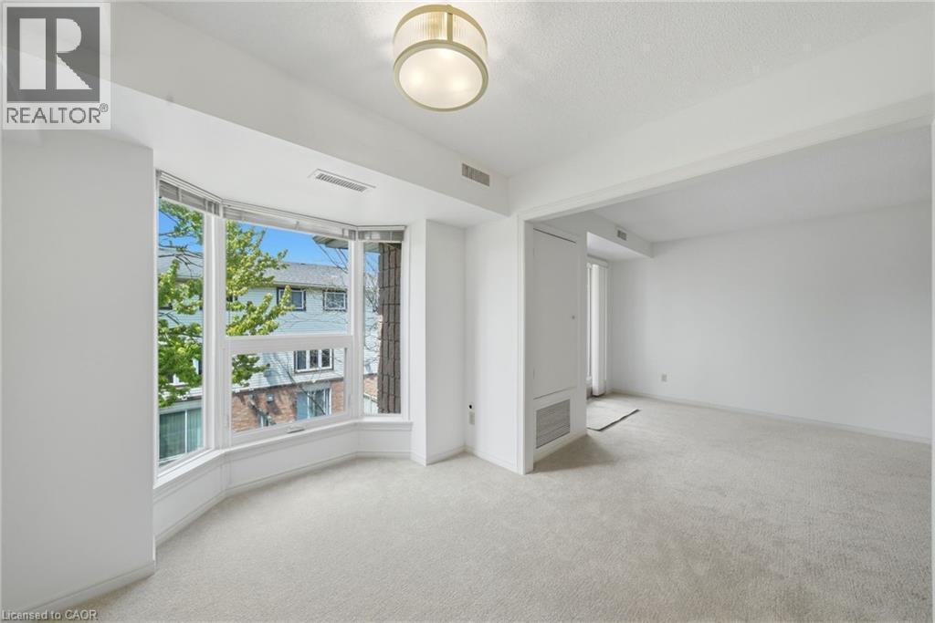 416 Limeridge Road E Unit# 303, Hamilton, ON - Indoor Photo Showing Other Room