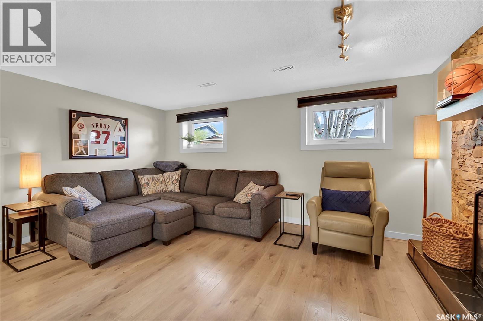 223 Penryn Crescent, Saskatoon, SK
