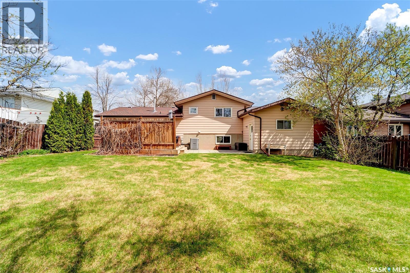 223 Penryn Crescent, Saskatoon, SK