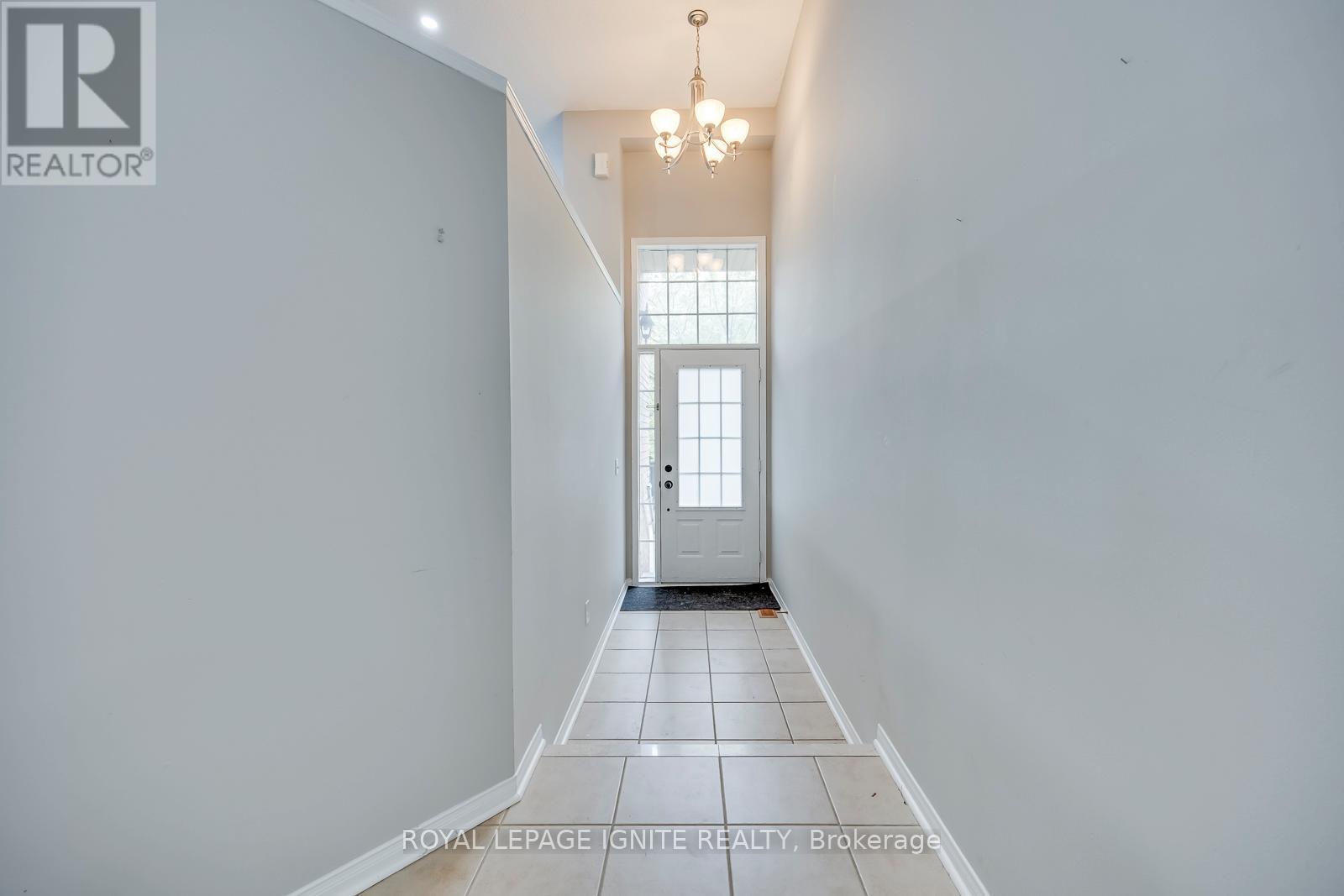 7086 Fairmeadow Crescent, Mississauga, ON - Indoor Photo Showing Other Room