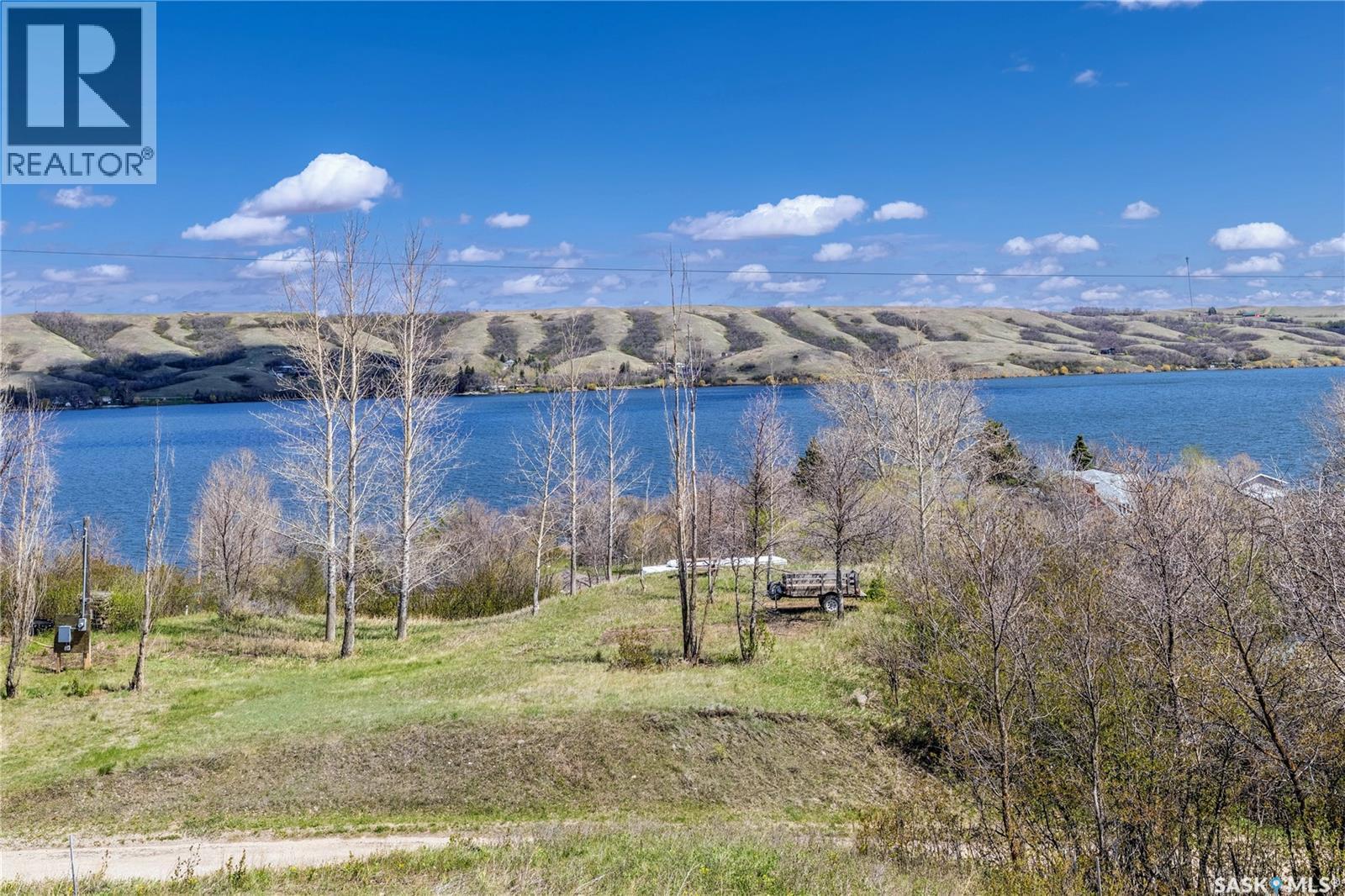 1045 Tatanka Drive, South Lake, SK