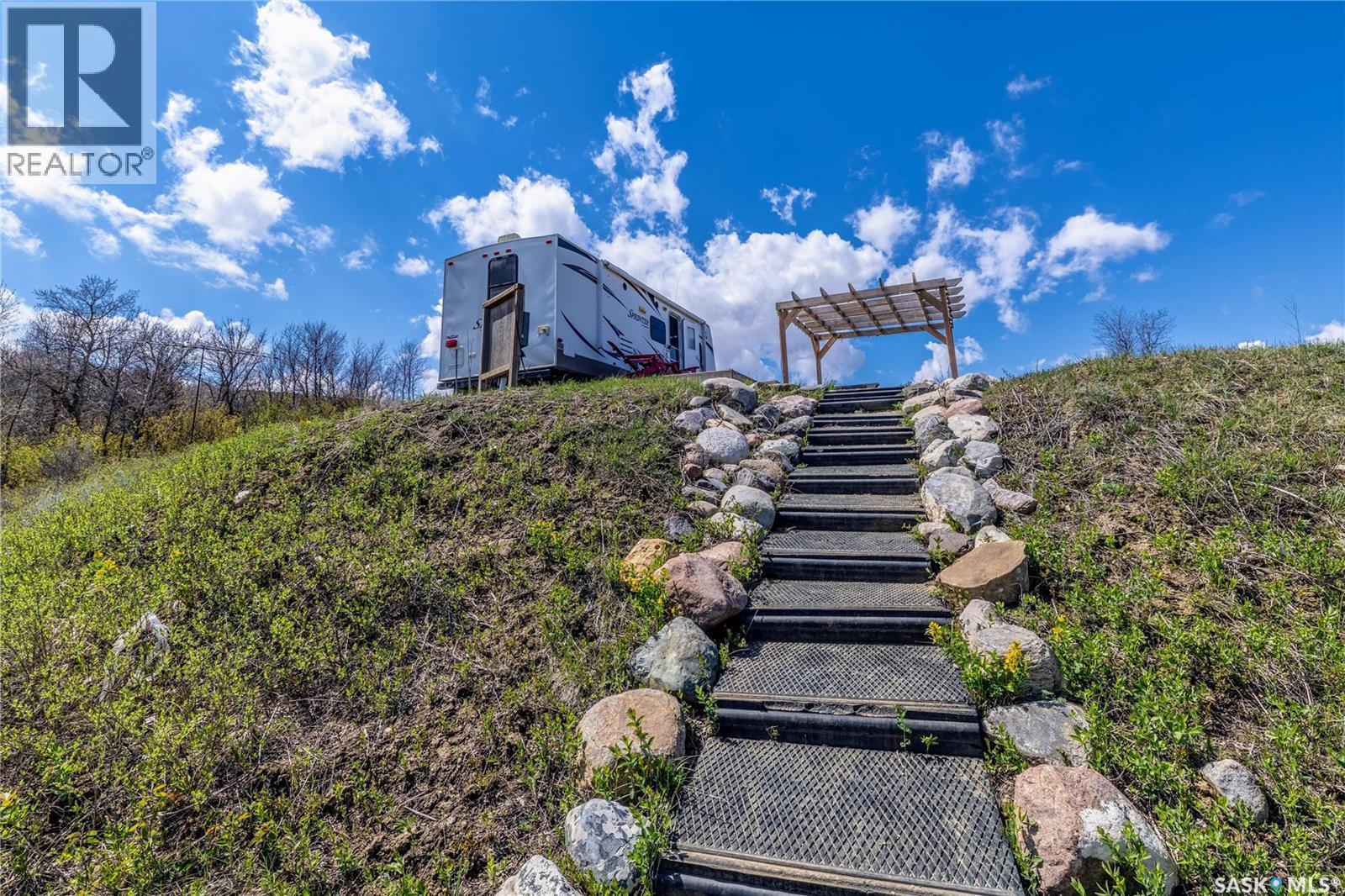 1045 Tatanka Drive, South Lake, SK
