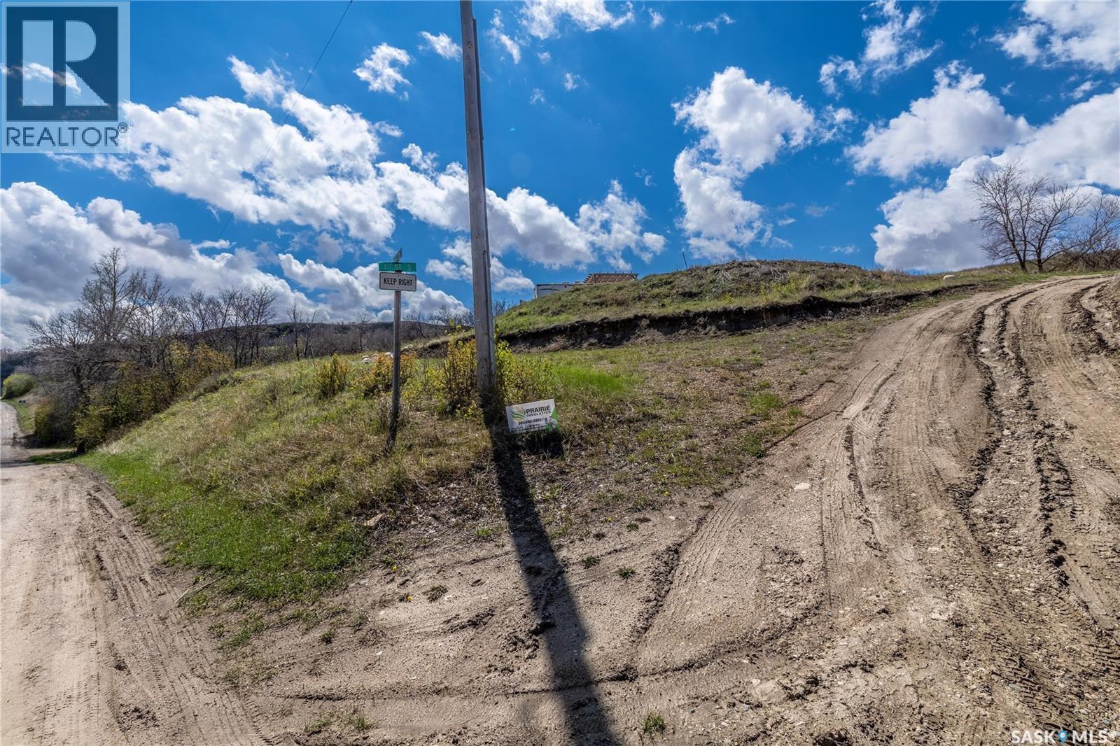 1045 Tatanka Drive, South Lake, SK