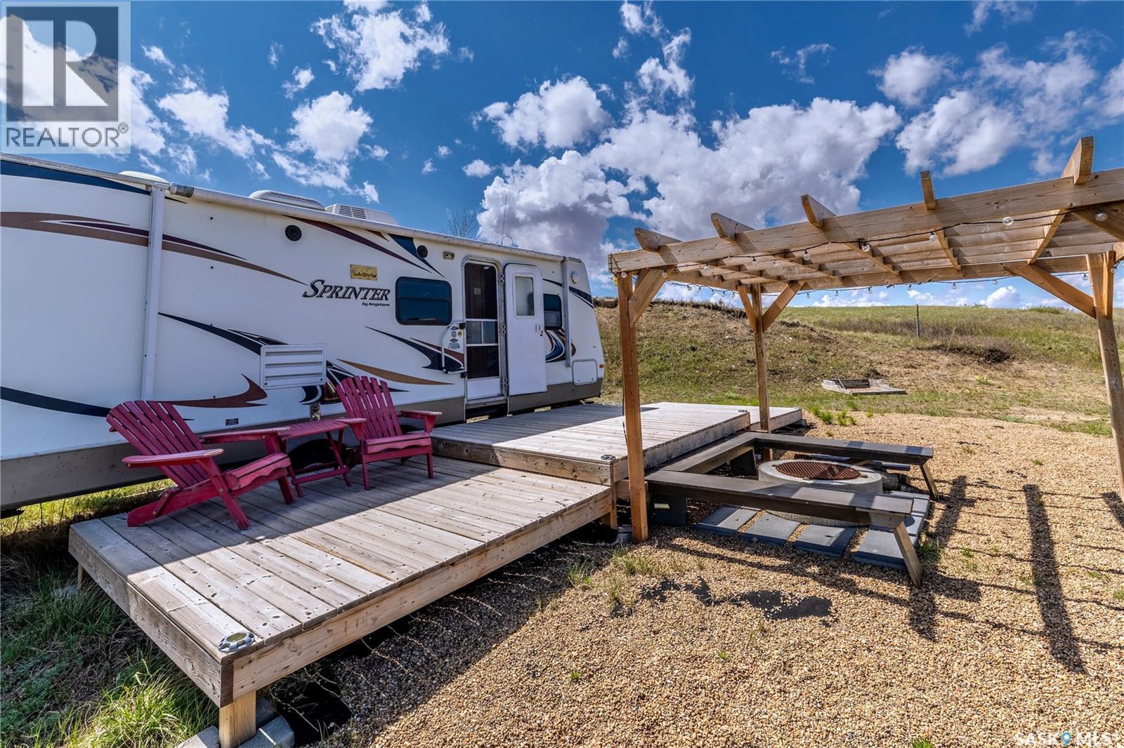 1045 Tatanka Drive, South Lake, SK