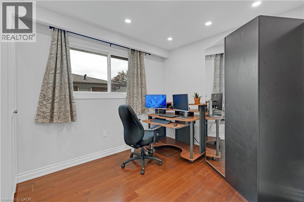 3460 Cawthra Road, Mississauga, ON - Indoor