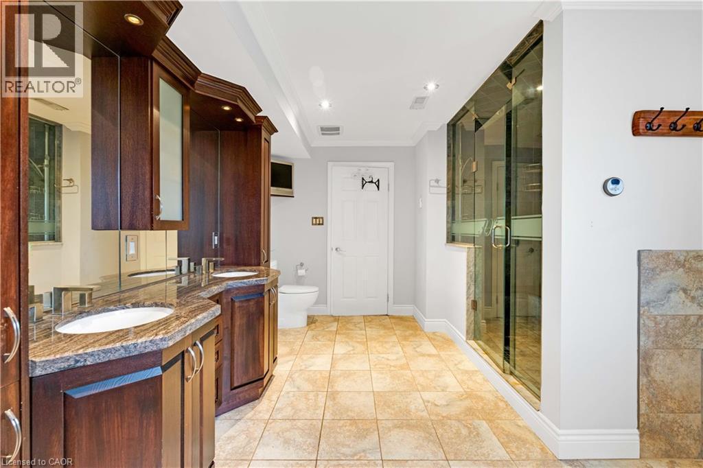 3460 Cawthra Road, Mississauga, ON - Indoor Photo Showing Bathroom