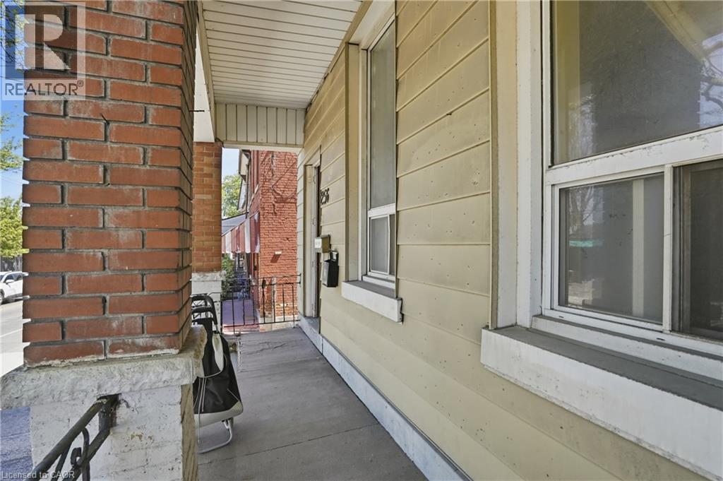 256 Bay Street N, Hamilton, ON - Outdoor With Exterior