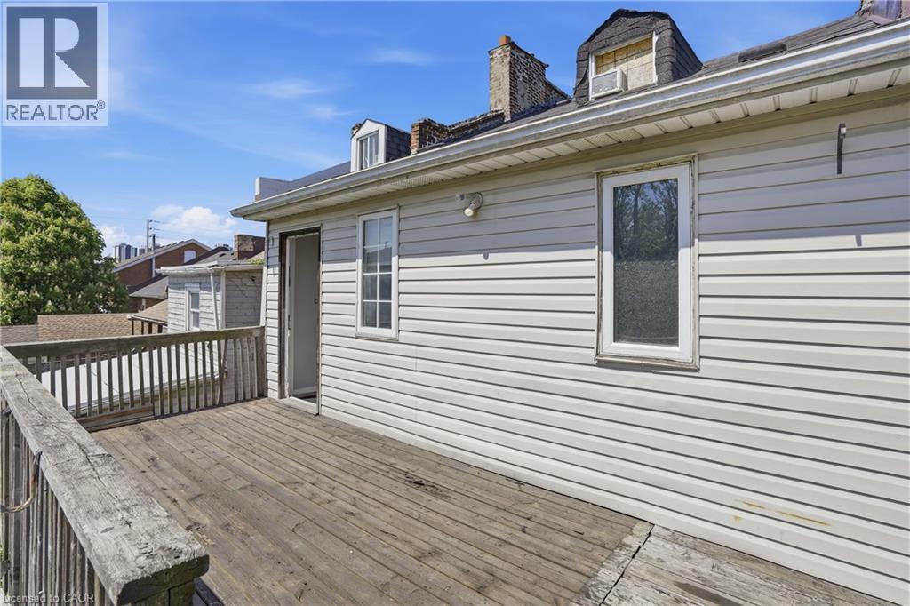256 Bay Street N, Hamilton, ON - Outdoor With Exterior