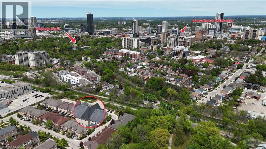 Image quality insufficient for description - 110 Highland Road E Unit# 53, Kitchener, ON - Outdoor With View