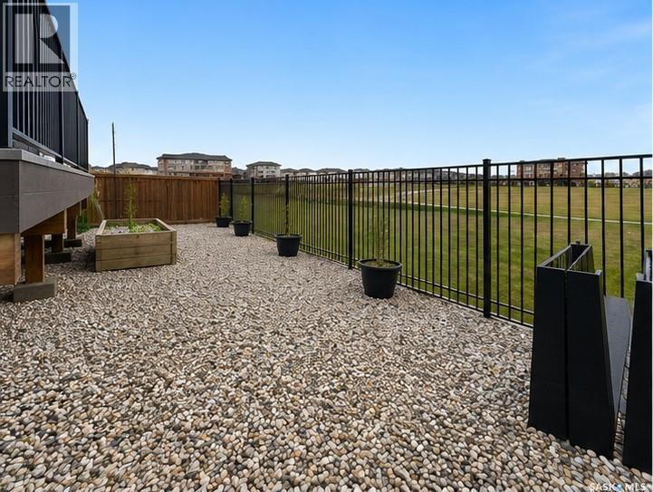 5237 Snowbirds Crescent, Regina, SK