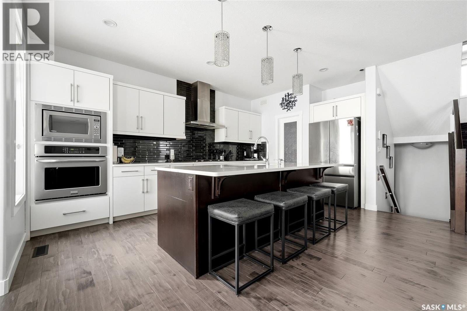 5237 Snowbirds Crescent, Regina, SK