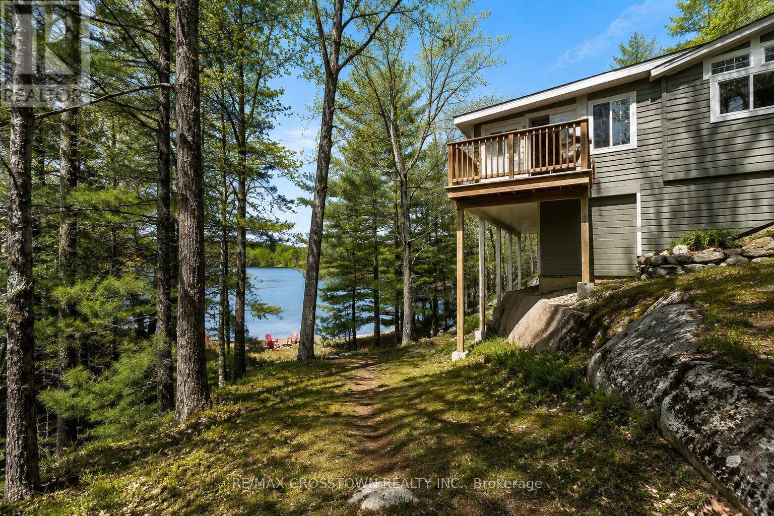 607 Juniper Drive, Gravenhurst, ON - Outdoor With Body Of Water