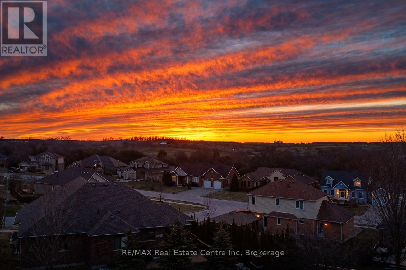 14 Faith Drive, Mapleton, ON - Outdoor With View