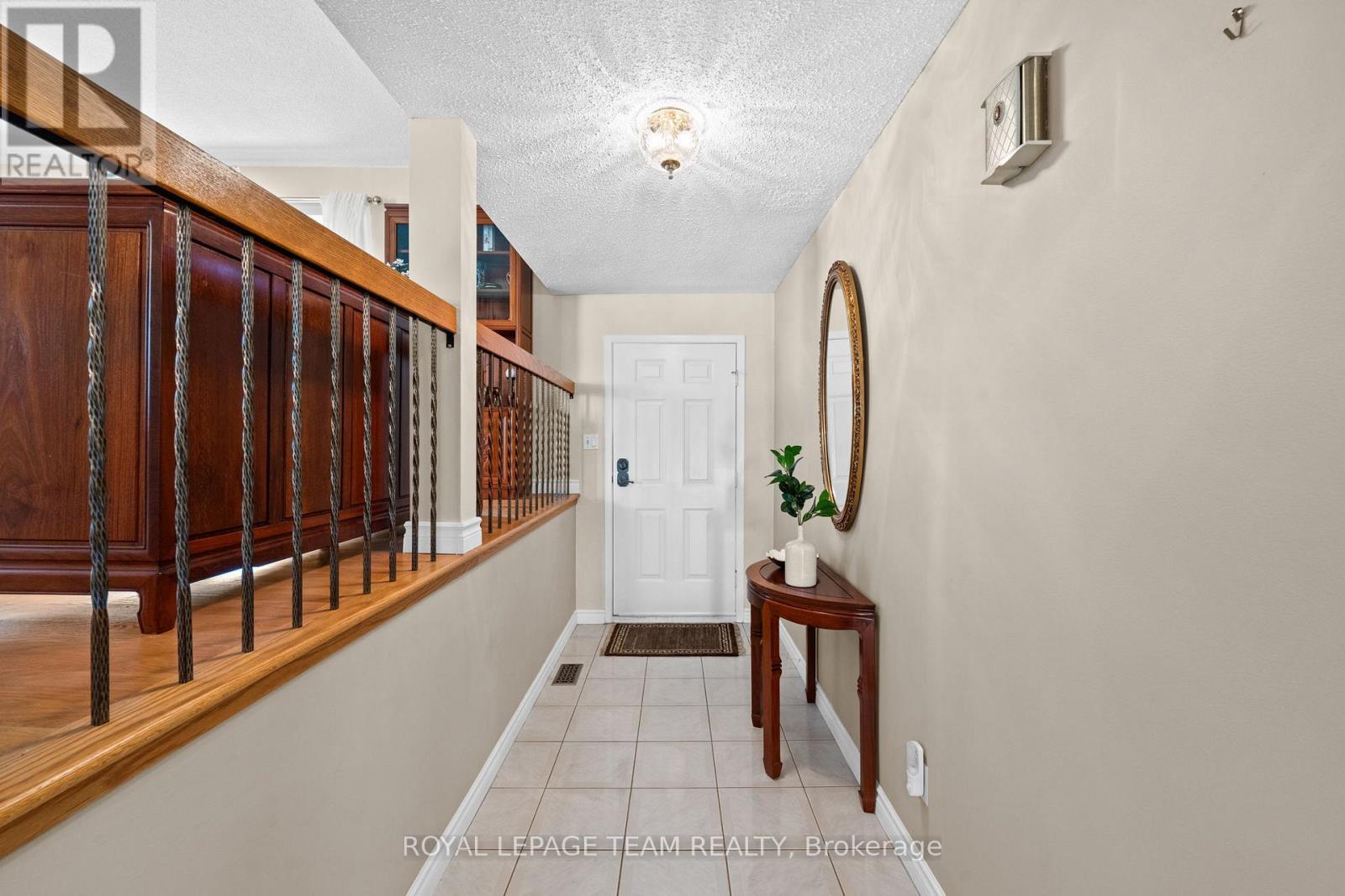 6 Byrd Crescent, Ottawa, ON - Indoor Photo Showing Other Room
