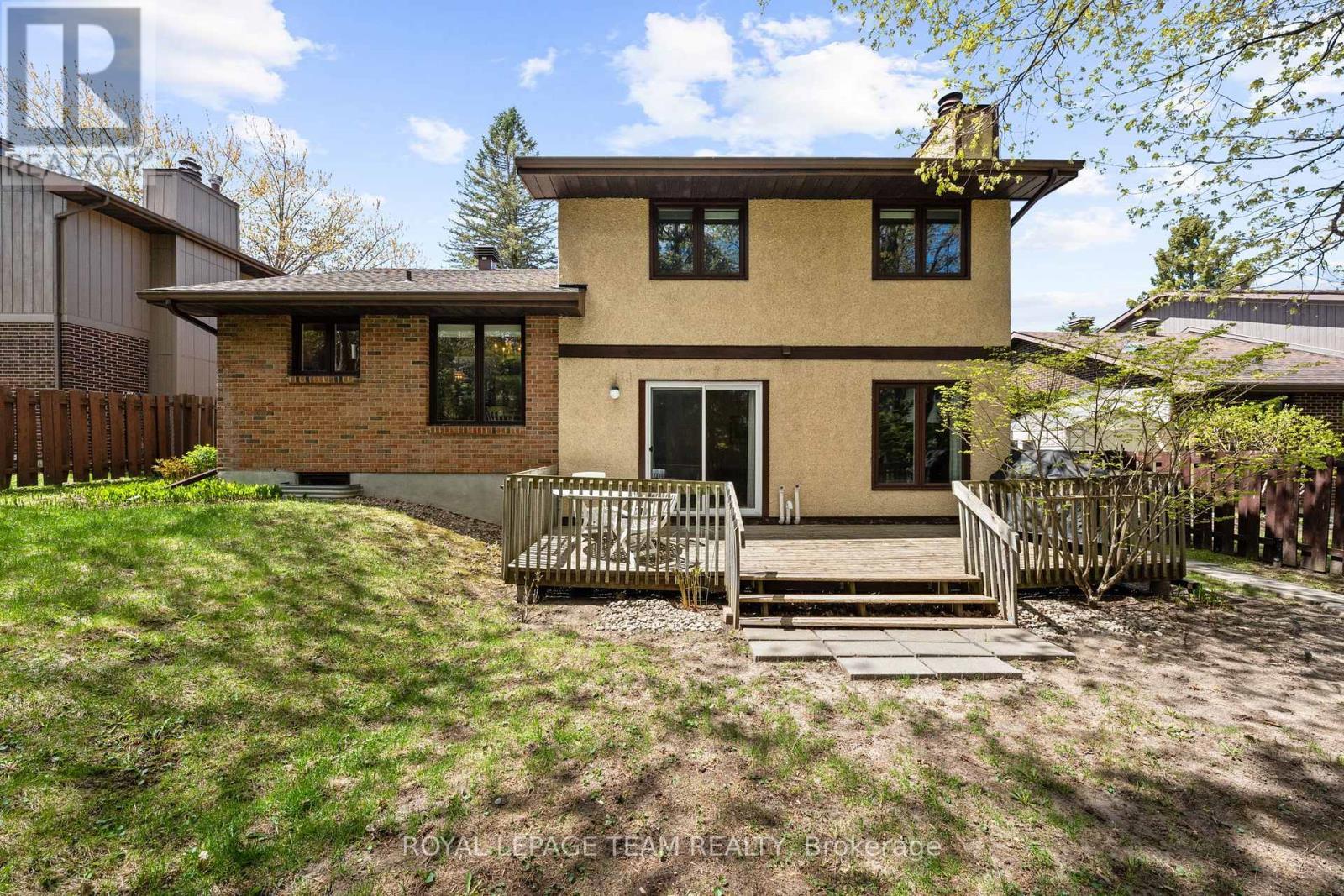 6 Byrd Crescent, Ottawa, ON - Outdoor