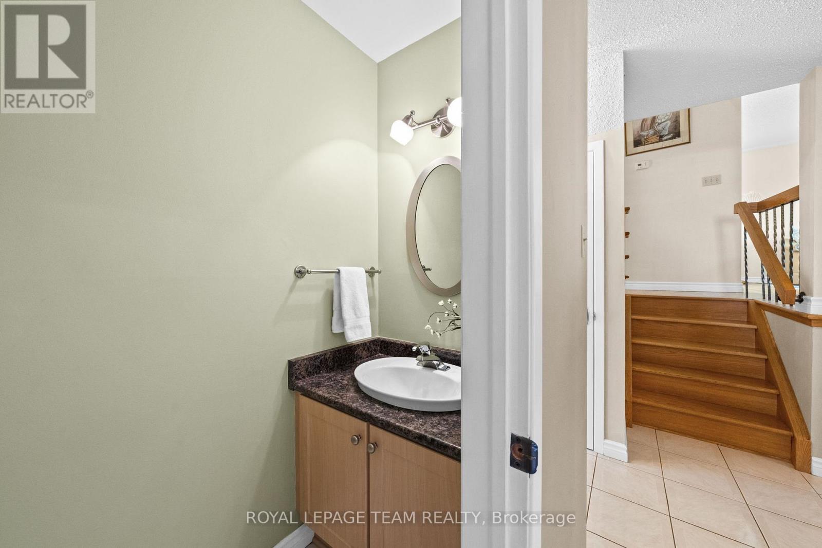 6 Byrd Crescent, Ottawa, ON - Indoor Photo Showing Bathroom