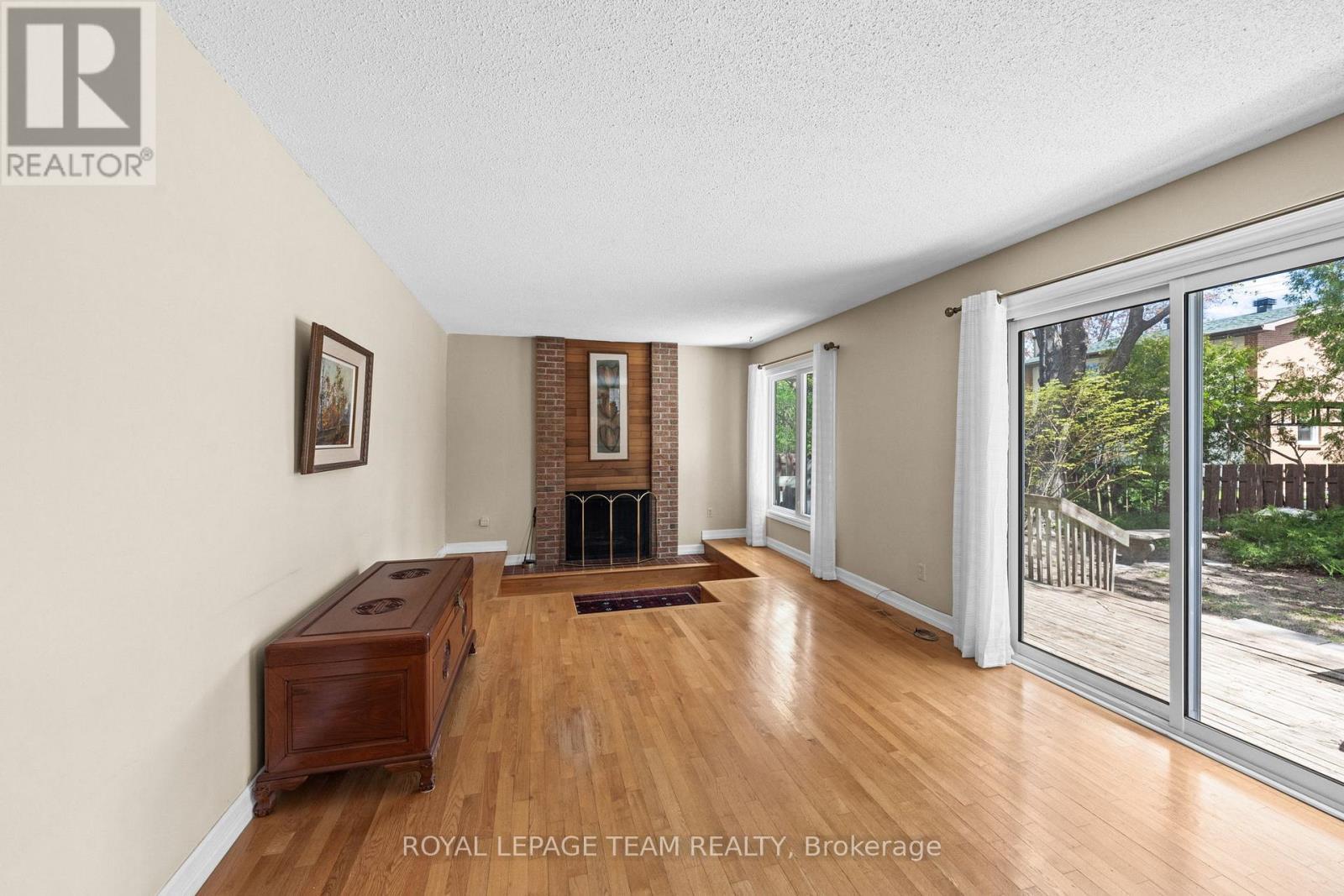 6 Byrd Crescent, Ottawa, ON - Indoor