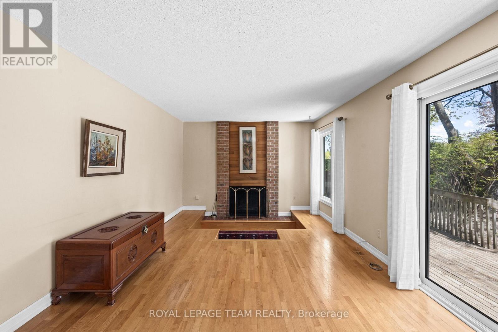 6 Byrd Crescent, Ottawa, ON - Indoor