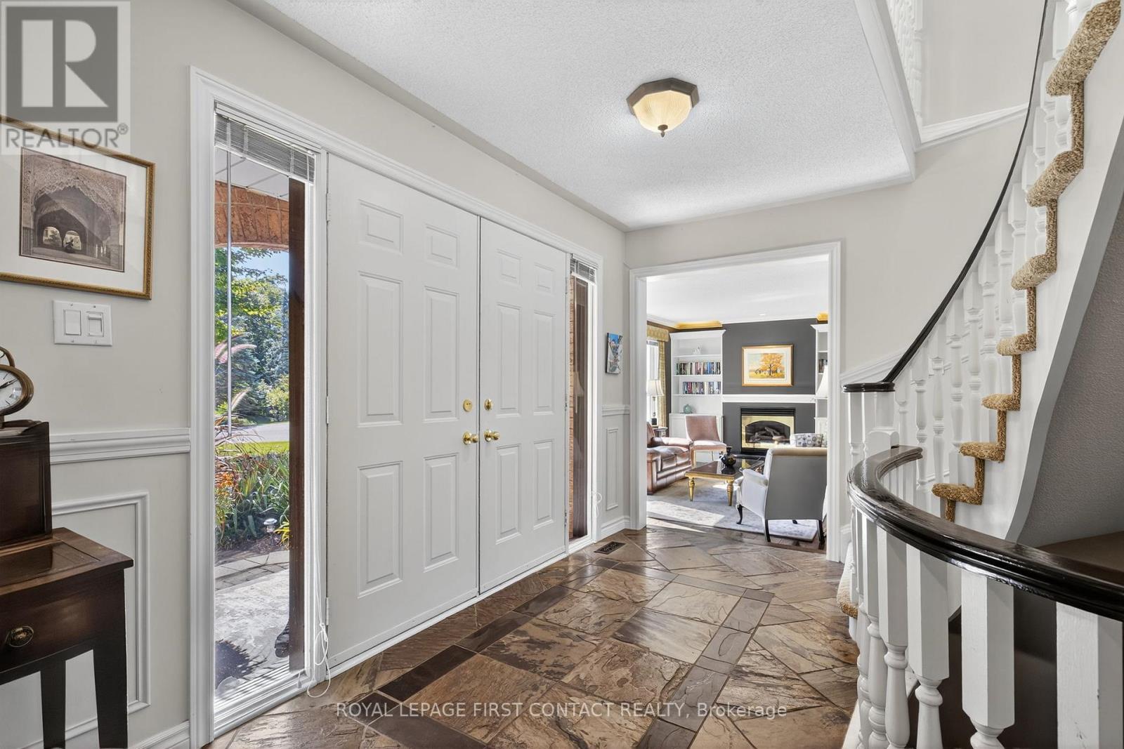 26 Edgecombe Terrace, Springwater, ON - Indoor Photo Showing Other Room