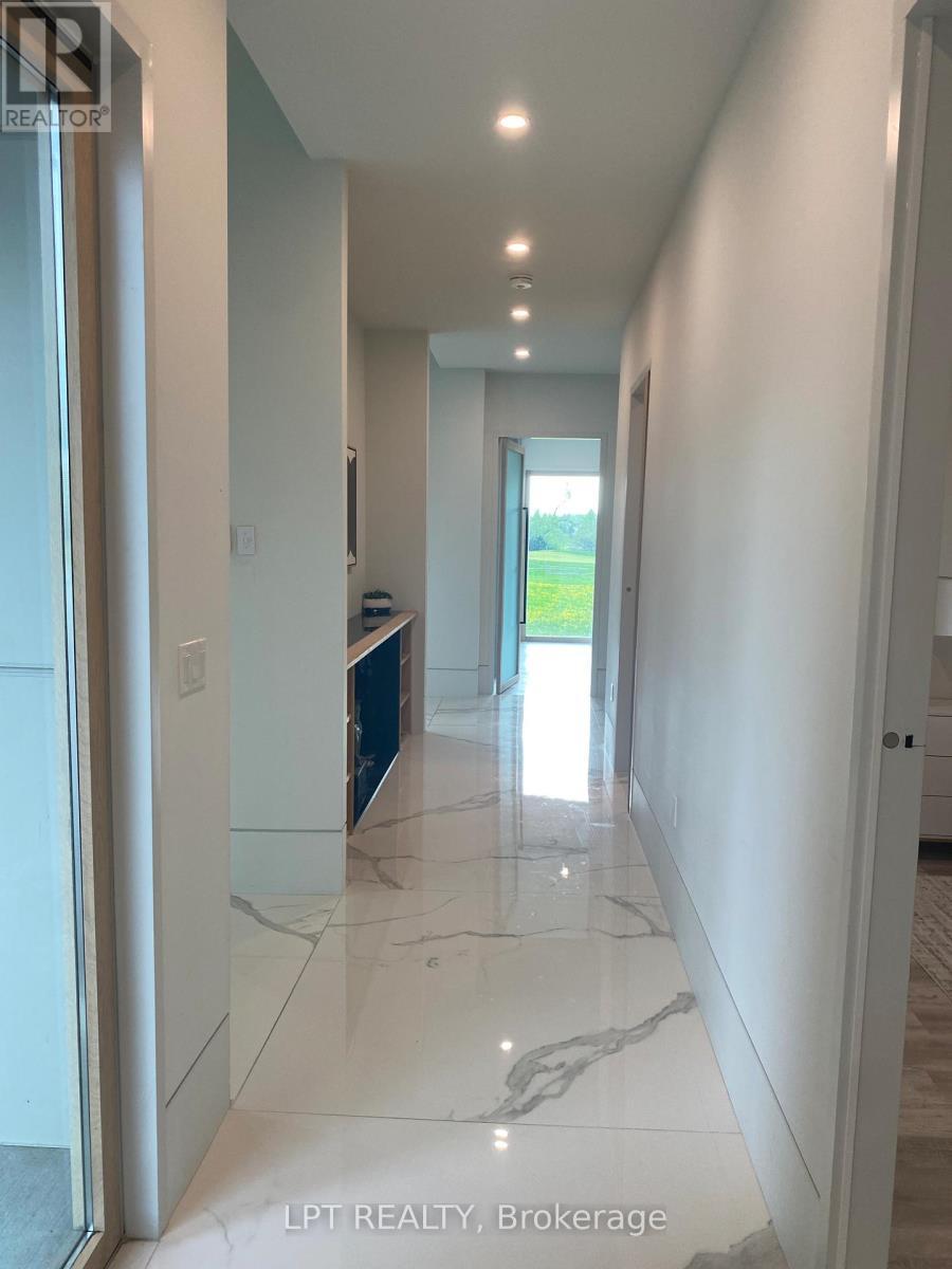 4252 Burnside Line, Severn, ON - Indoor Photo Showing Other Room