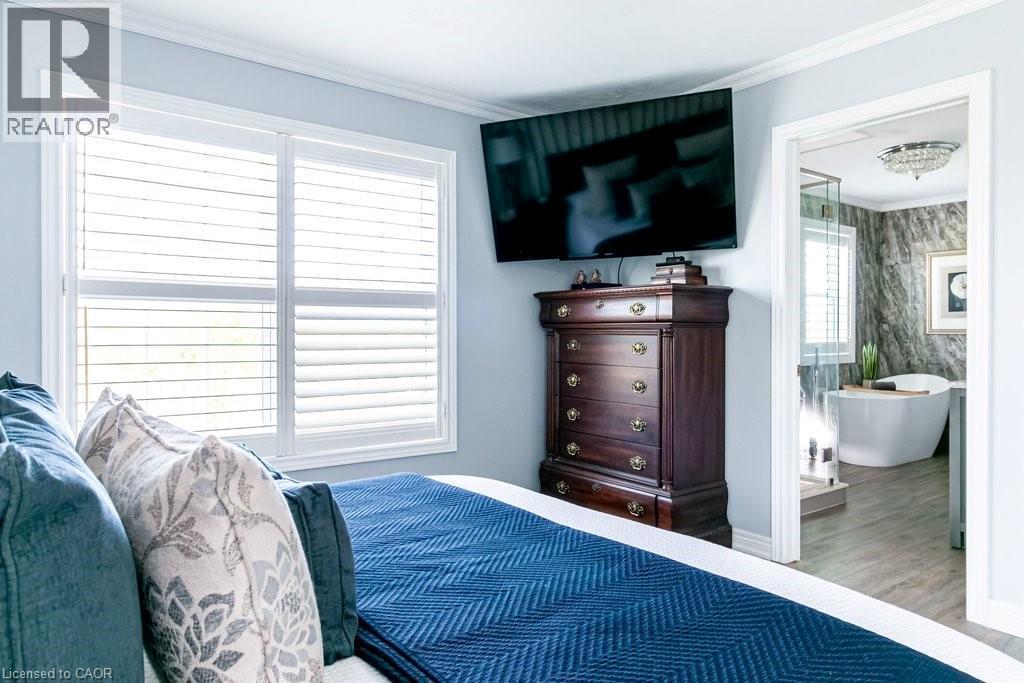32A Haldimand Trail, Dunnville, ON - Indoor Photo Showing Bedroom