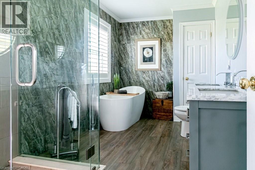 32A Haldimand Trail, Dunnville, ON - Indoor Photo Showing Bathroom