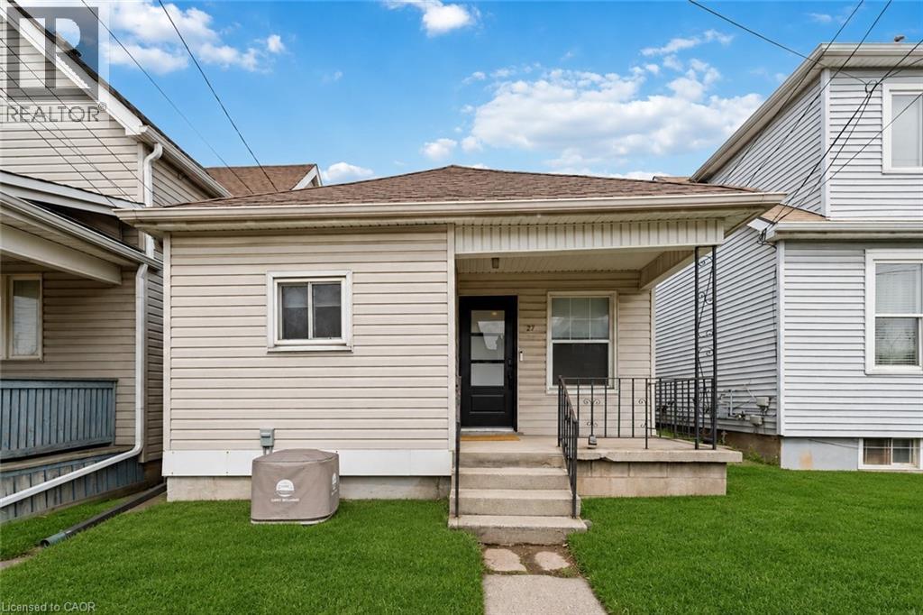 27 Edinburgh Avenue, Hamilton, ON - Outdoor