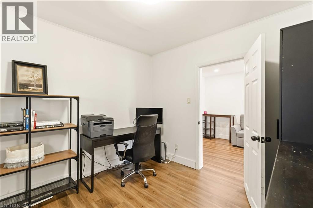 27 Edinburgh Avenue, Hamilton, ON - Indoor Photo Showing Office
