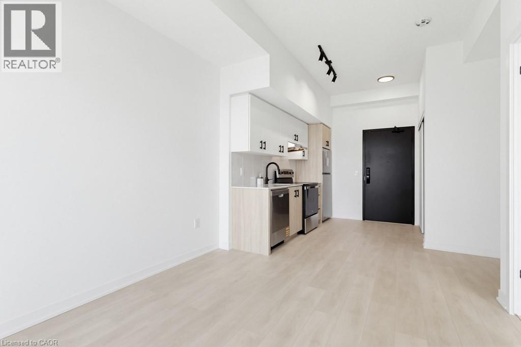 4878 Powers Common Unit# D904, Burlington, ON - Indoor