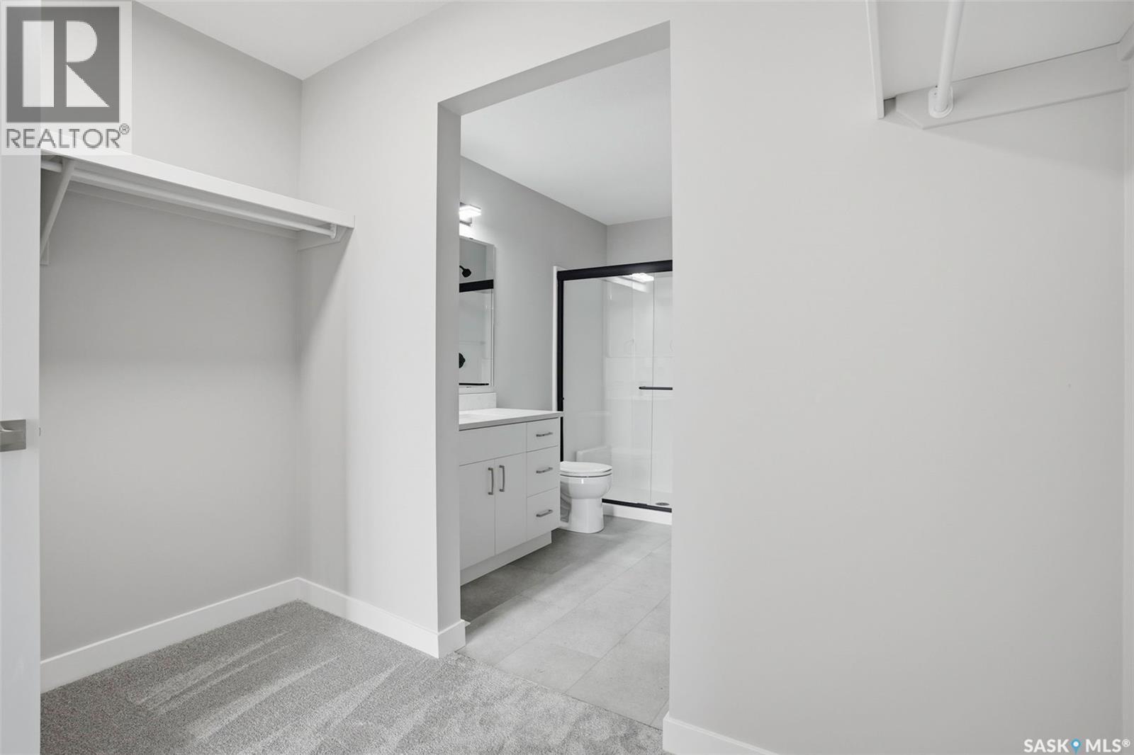 815 Brighton Boulevard, Saskatoon, SK - Indoor