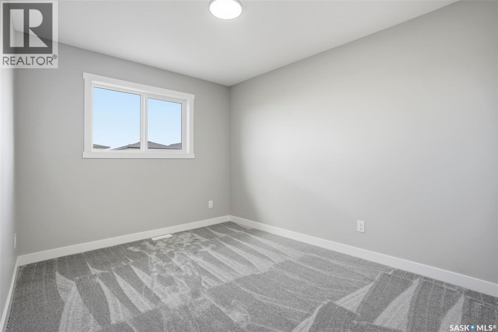 815 Brighton Boulevard, Saskatoon, SK - Indoor Photo Showing Other Room
