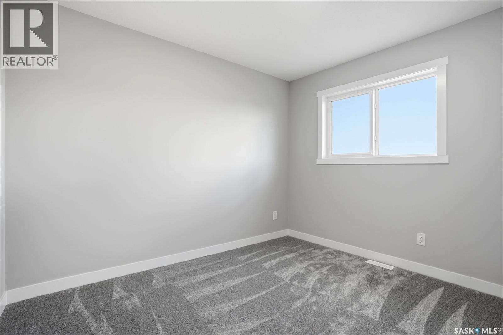 815 Brighton Boulevard, Saskatoon, SK - Indoor Photo Showing Other Room