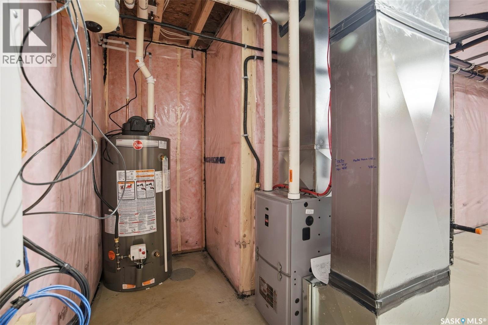 815 Brighton Boulevard, Saskatoon, SK - Indoor Photo Showing Basement