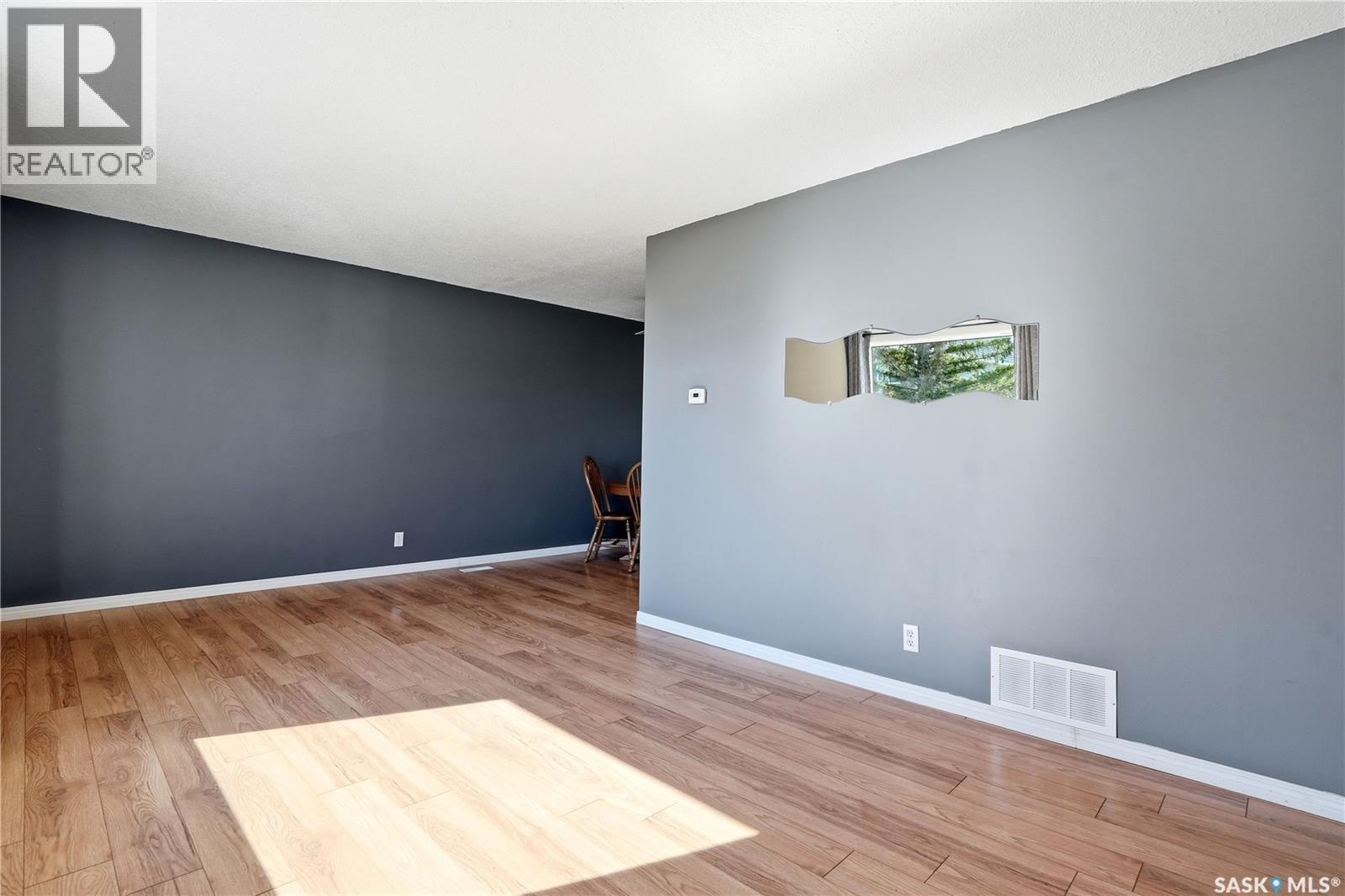4174 Castle Road, Regina, SK - Indoor Photo Showing Other Room
