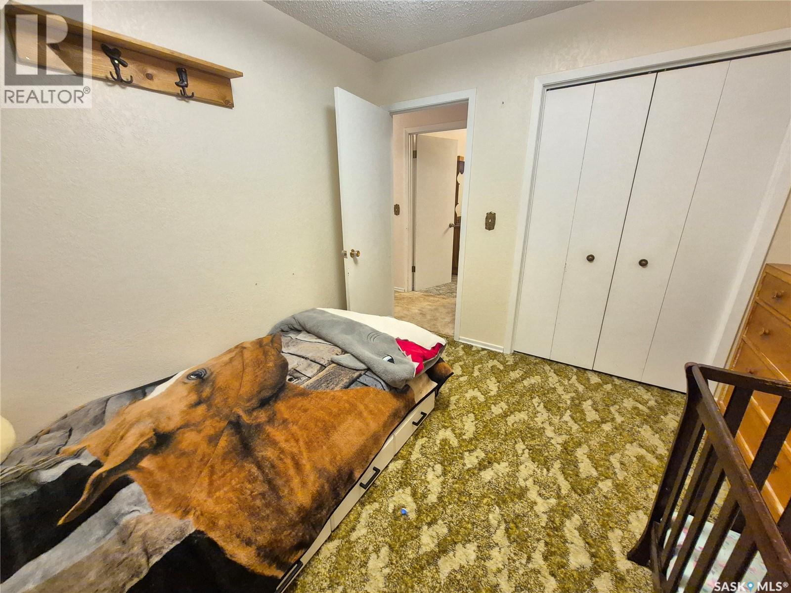 10 Yandeau Crescent, Radville, SK - Indoor