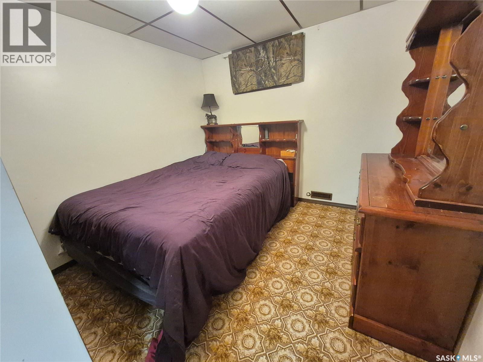 10 Yandeau Crescent, Radville, SK - Indoor Photo Showing Bedroom